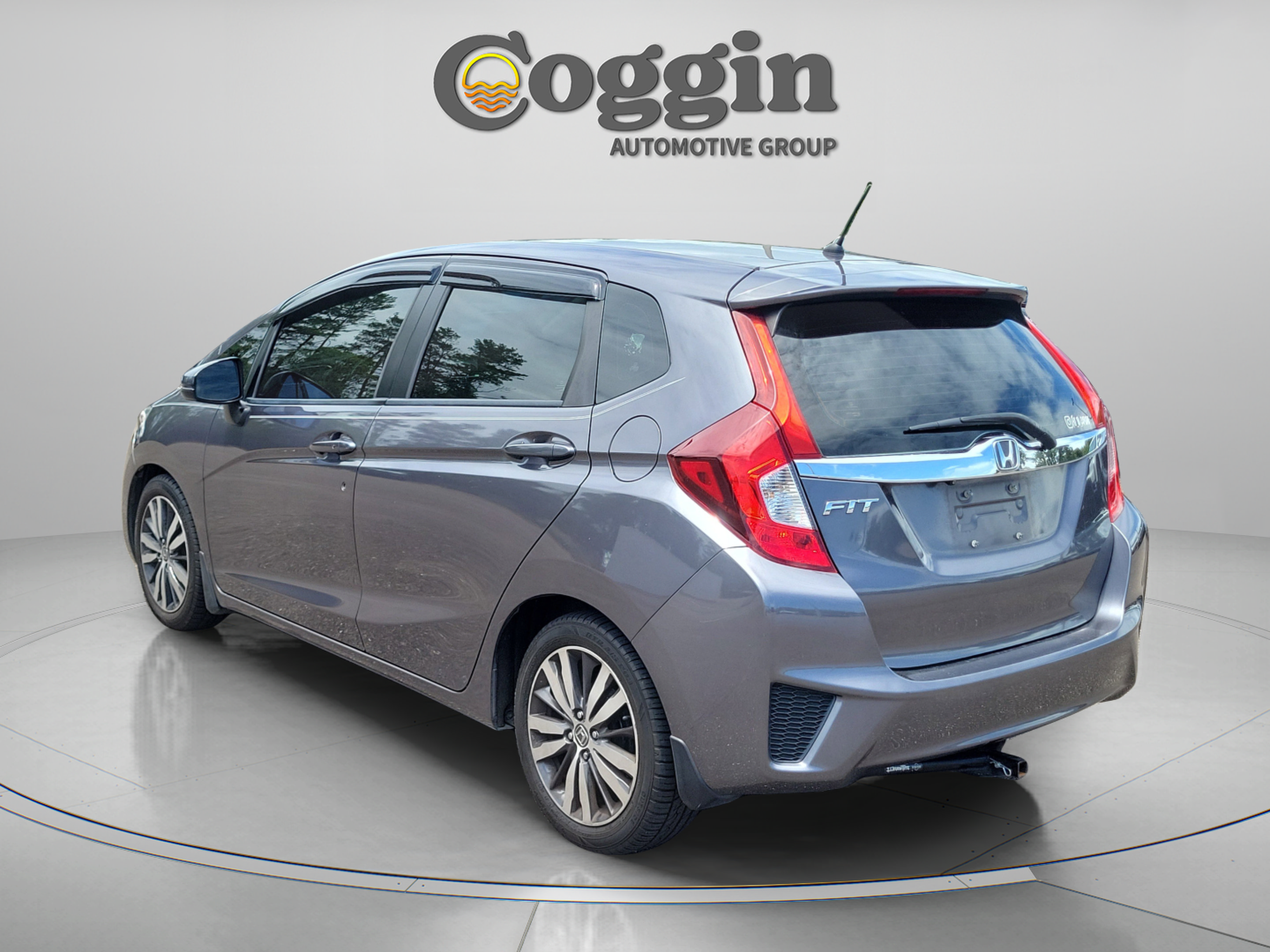 Used 2015 Honda Fit EX image 3
