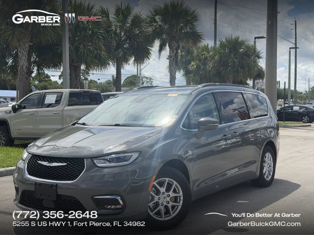 Used 2022 Chrysler Pacifica Touring-L