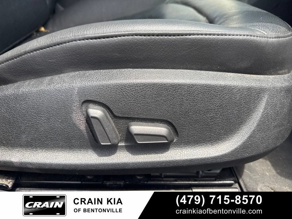 Used 2009 Audi A4 2.0T Premium FWD image 7
