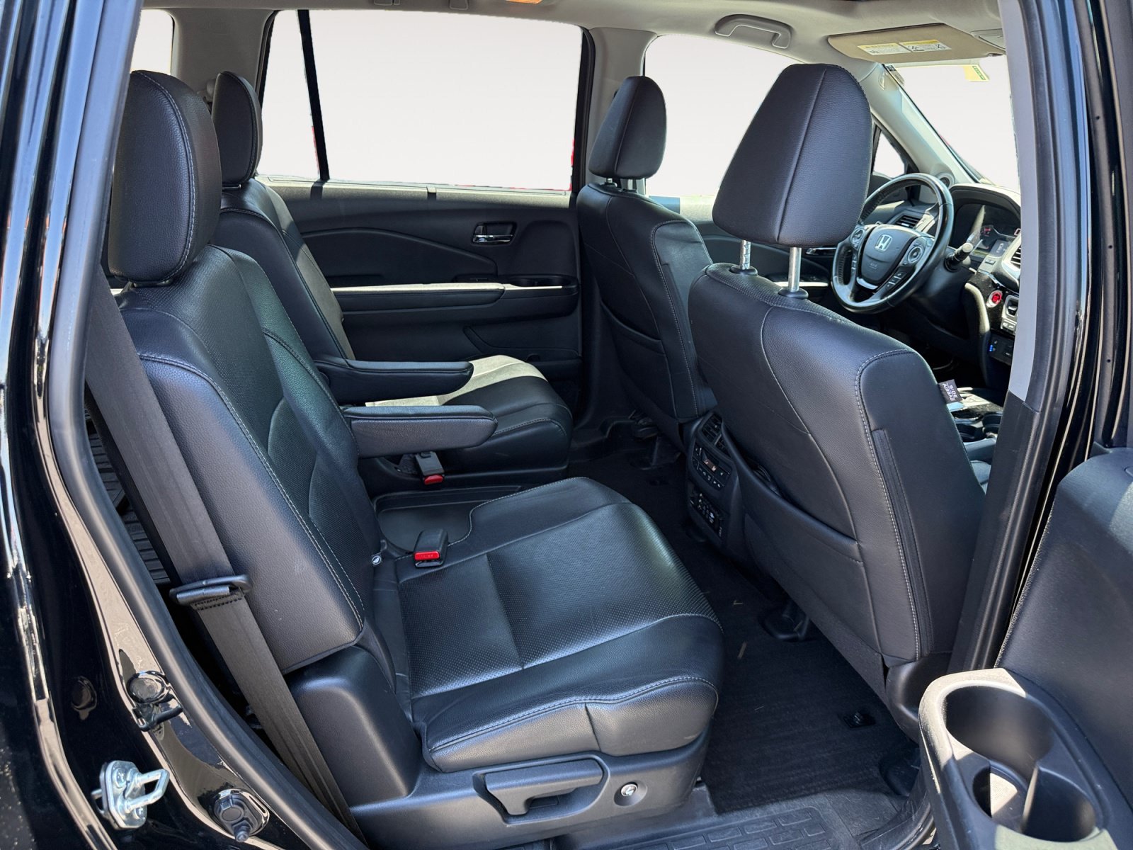 Used 2018 Honda Pilot Elite image 18