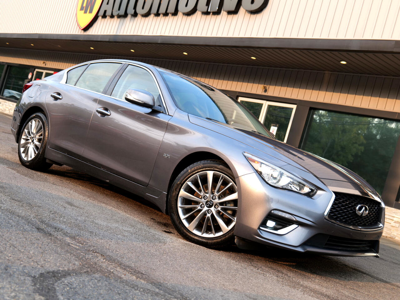 Used 2019 INFINITI Q50 Luxe w/ Essential Package (3.0T Luxe)