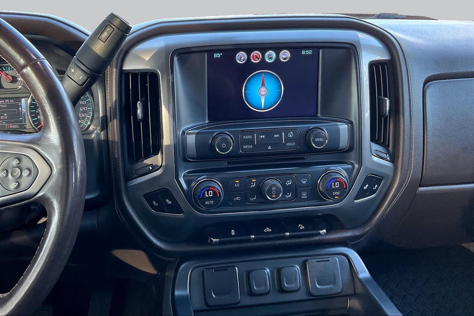 Used 2018 Chevrolet Silverado 2500 LTZ AWD/4WD image 8
