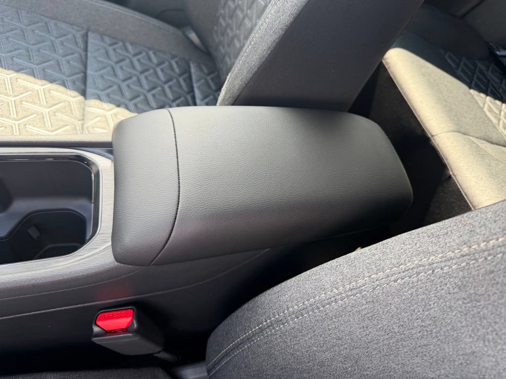 New 2026 Nissan Kicks SV w/ Cold Weather Package FWD image 24