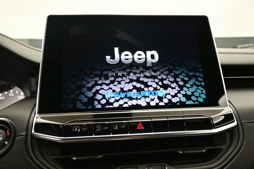 New 2026 Jeep Compass Latitude AWD/4WD image 5