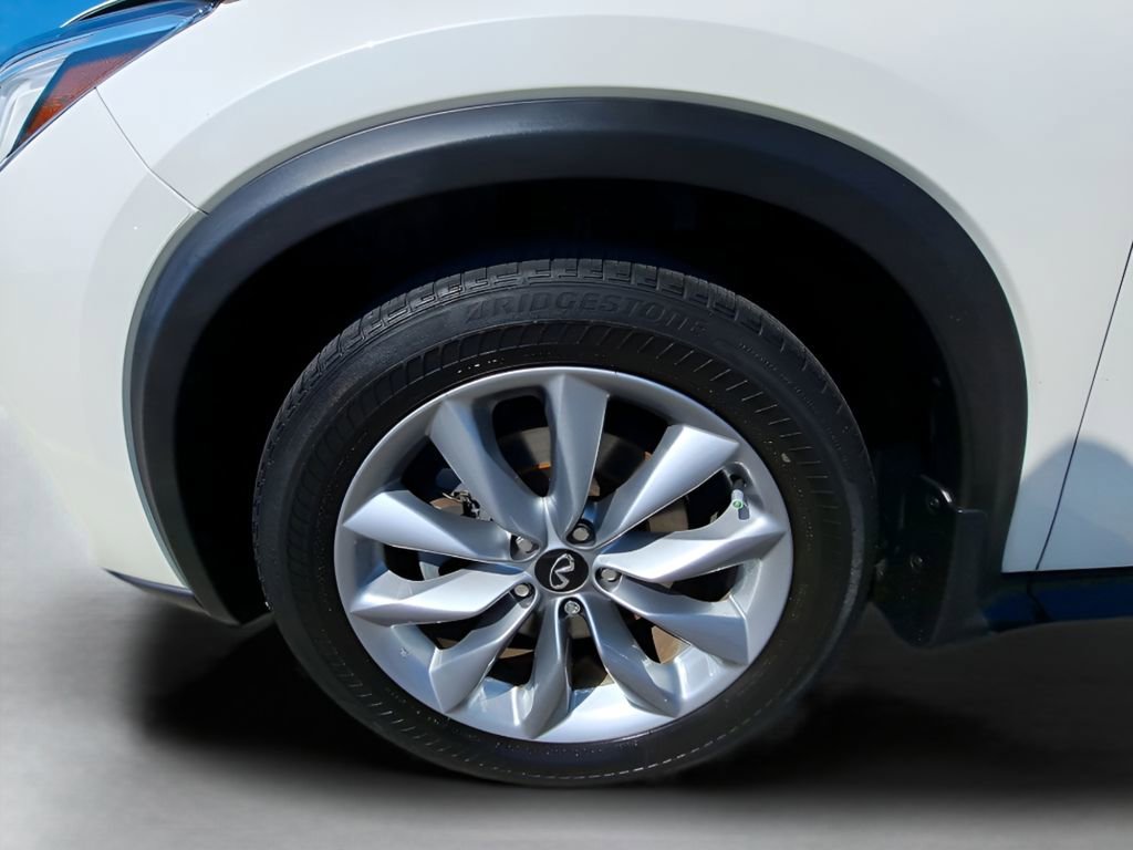 Used 2021 INFINITI QX50 Luxe image 11