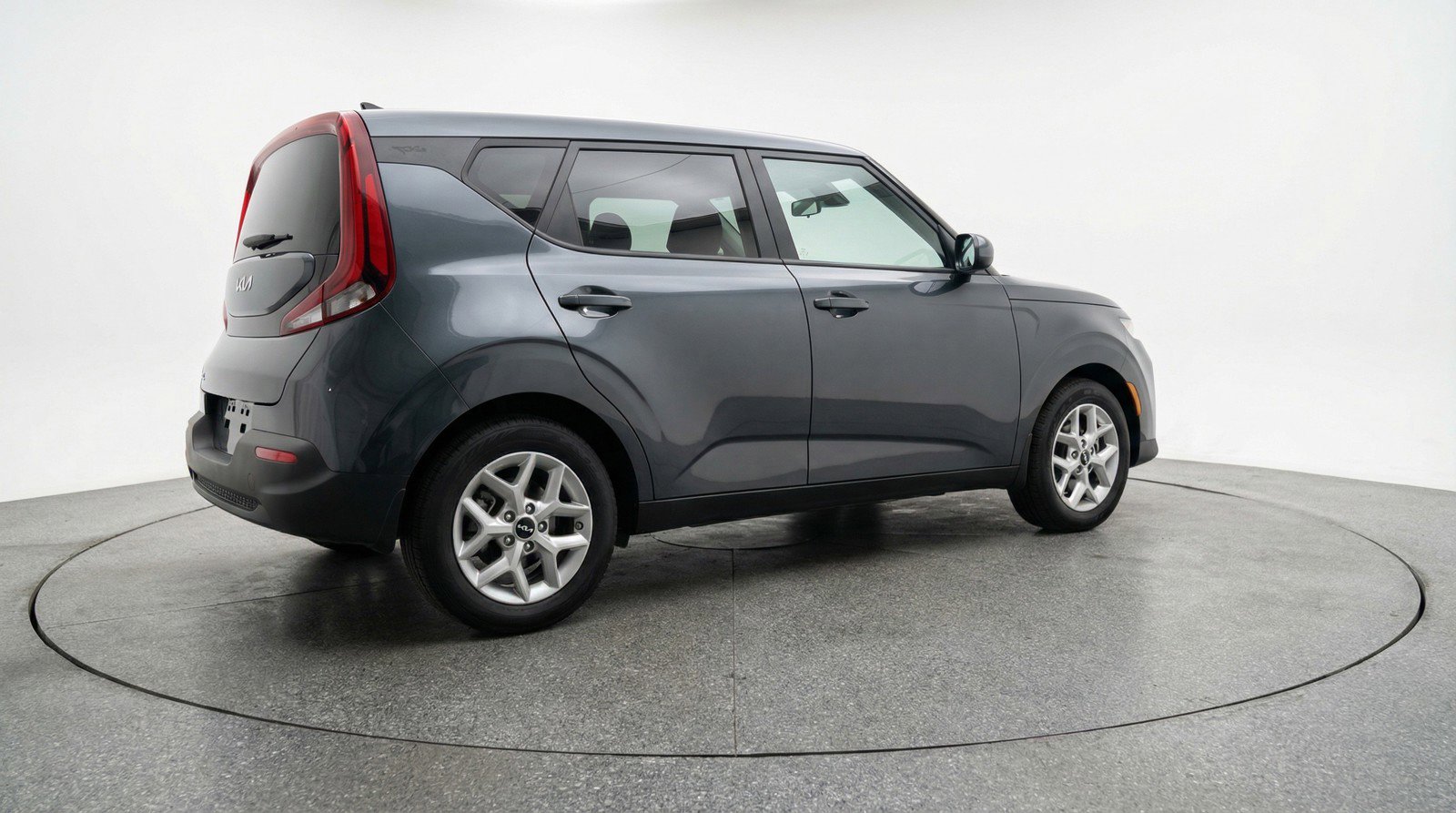 Used 2025 Kia Soul LX w/ LX Technology Package image 9