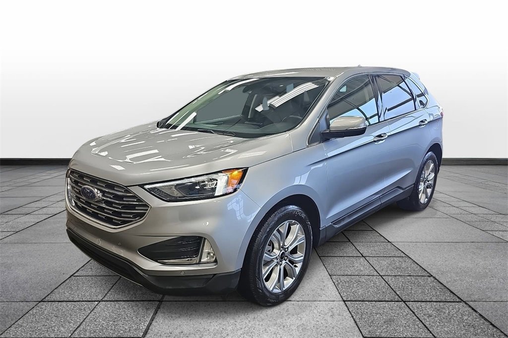 Used 2024 Ford Edge Titanium video 1