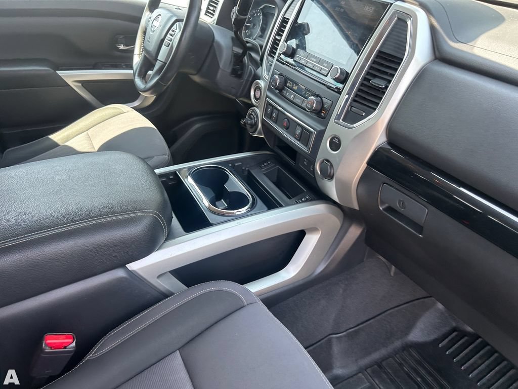 Used 2021 Nissan Titan SV w/ SV Convenience Package AWD/4WD image 13