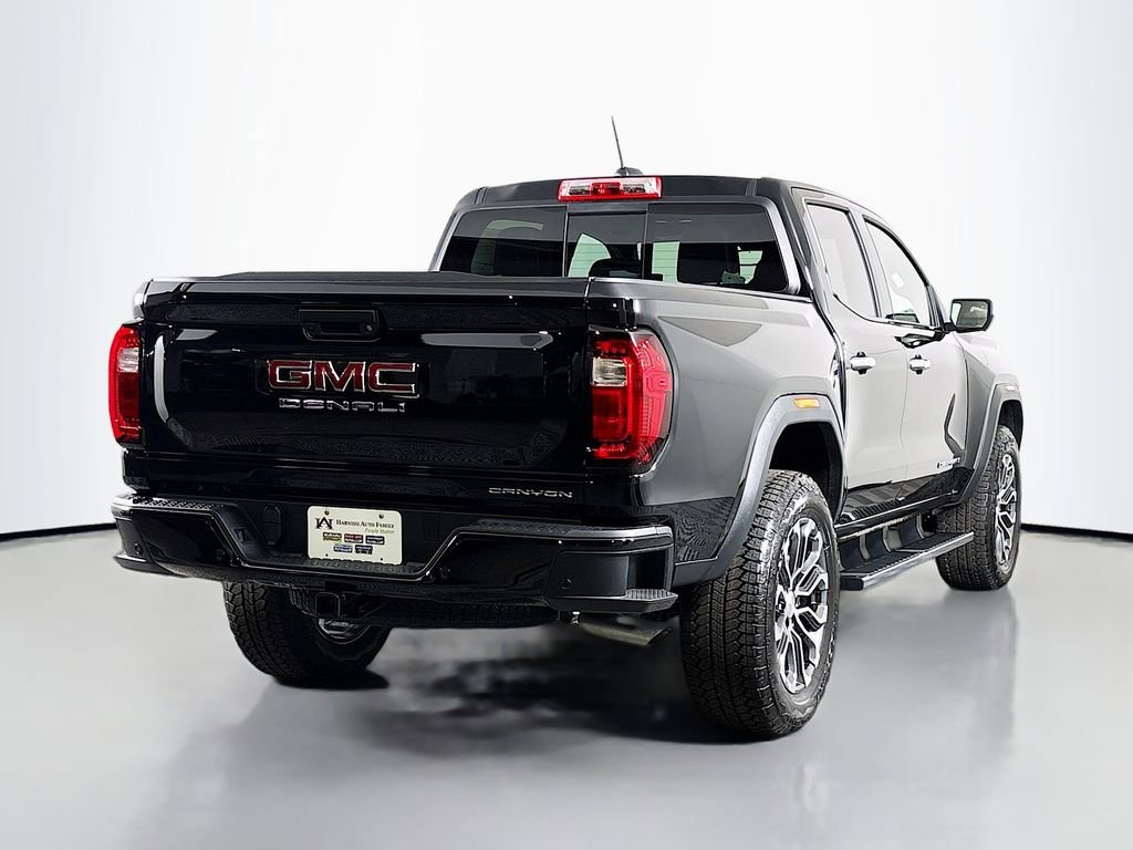 New 2026 GMC Canyon Denali image 7