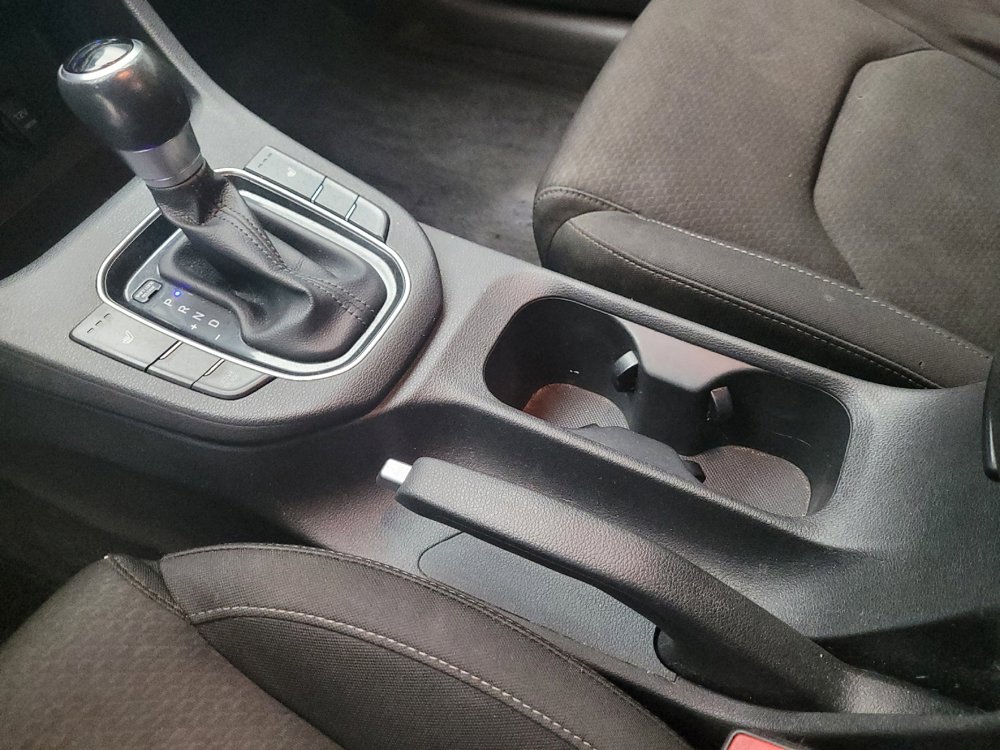 Used 2018 Hyundai Elantra GT w/ Style Package 02 image 26