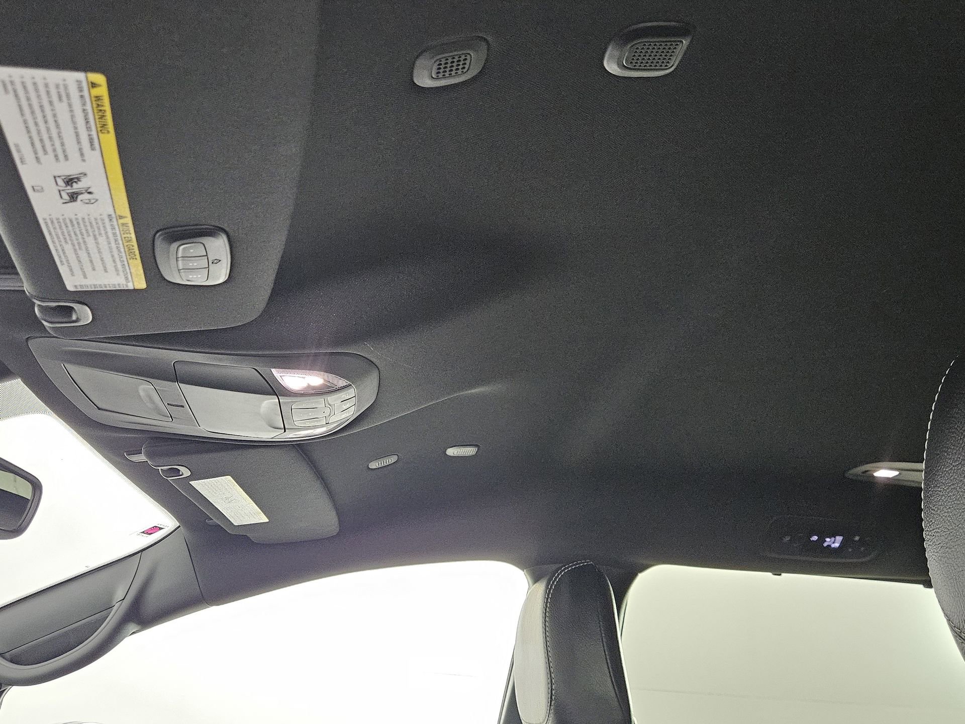 Used 2022 Chrysler Pacifica Touring-L w/ Uconnect Theater Family Group AWD/4WD image 30