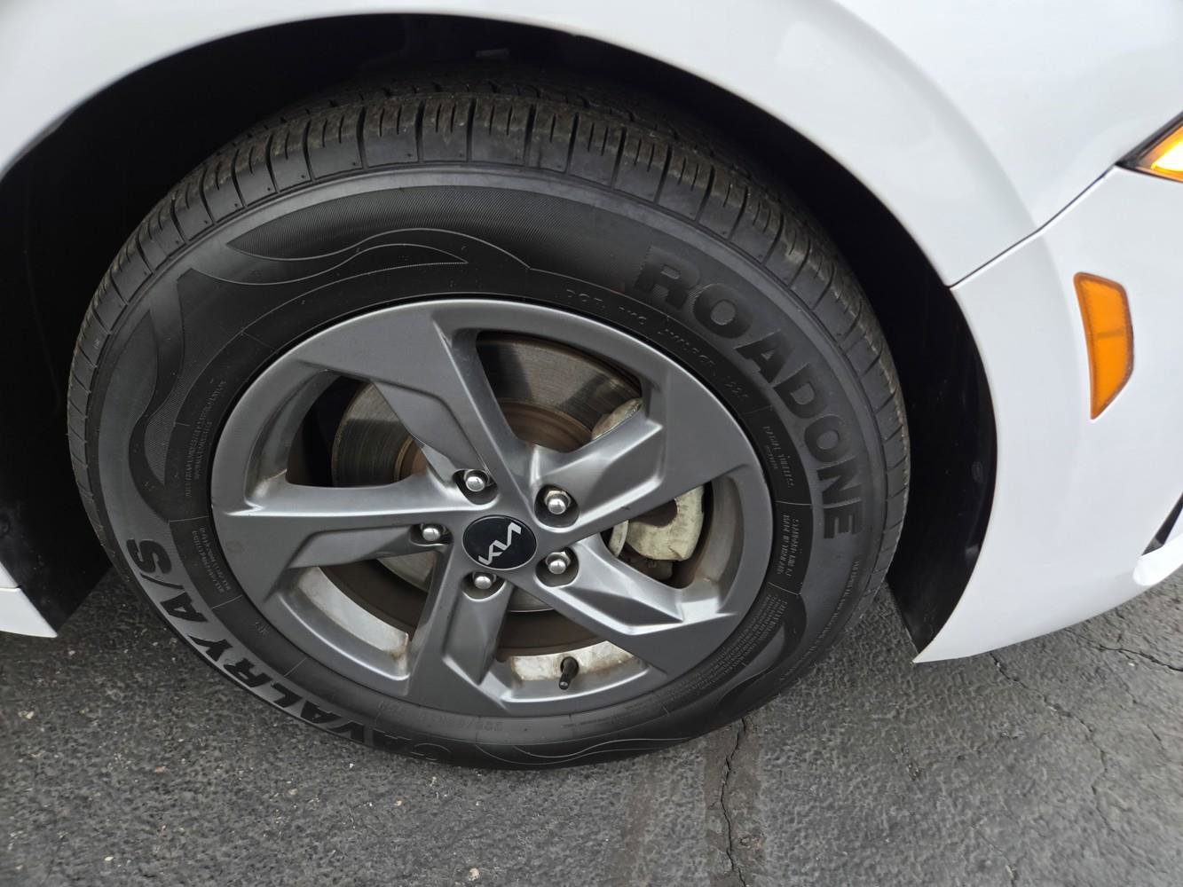 Used 2023 Kia K5 LXS image 38