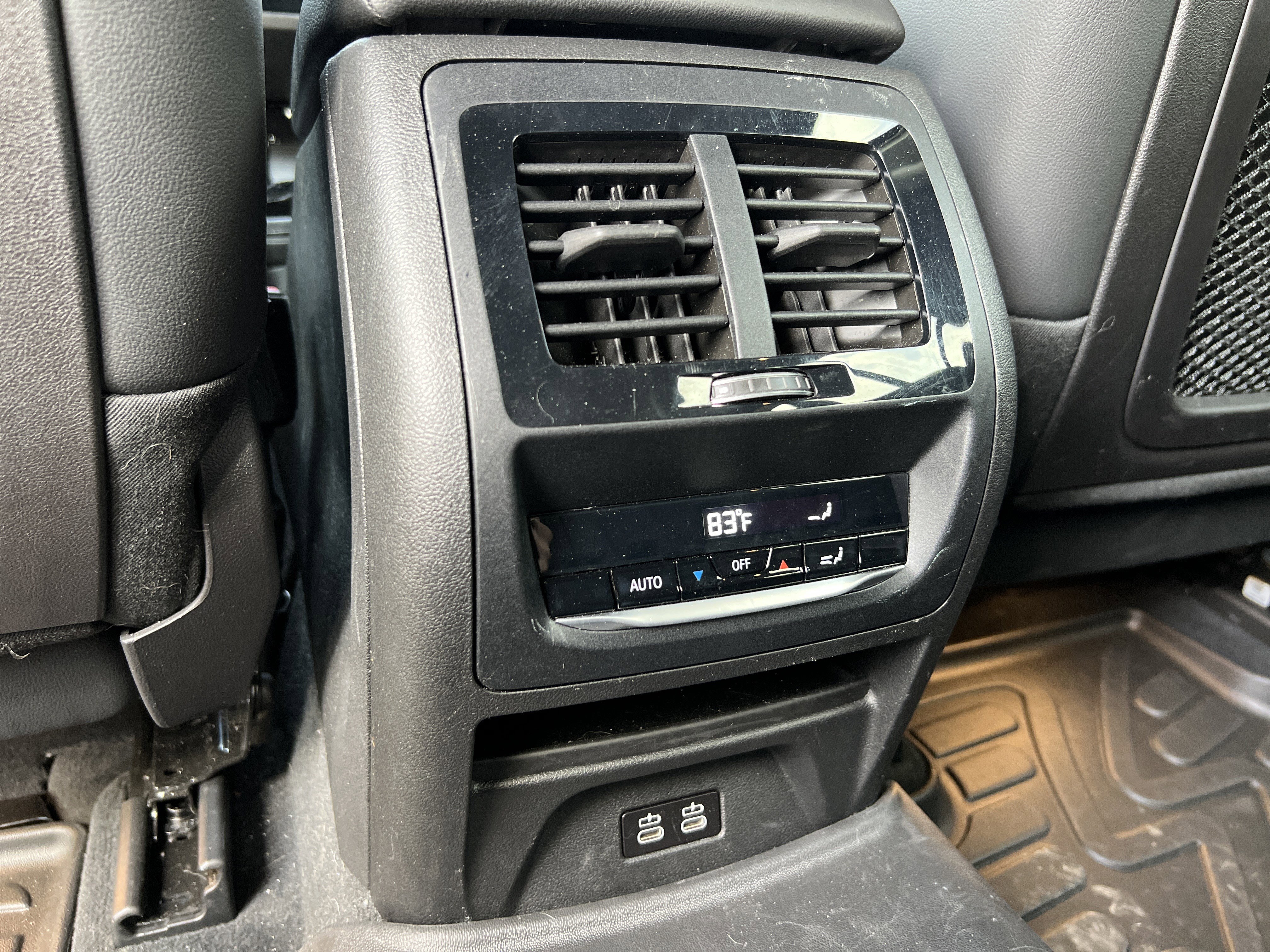 Used 2023 BMW X4 M40i w/ Premium Package image 39