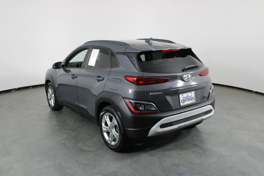 Used 2023 Hyundai Kona SEL FWD image 3
