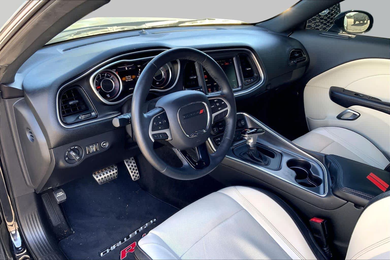 Used 2015 Dodge Challenger R/T w/ Quick Order Package 28D R/T RWD image 13