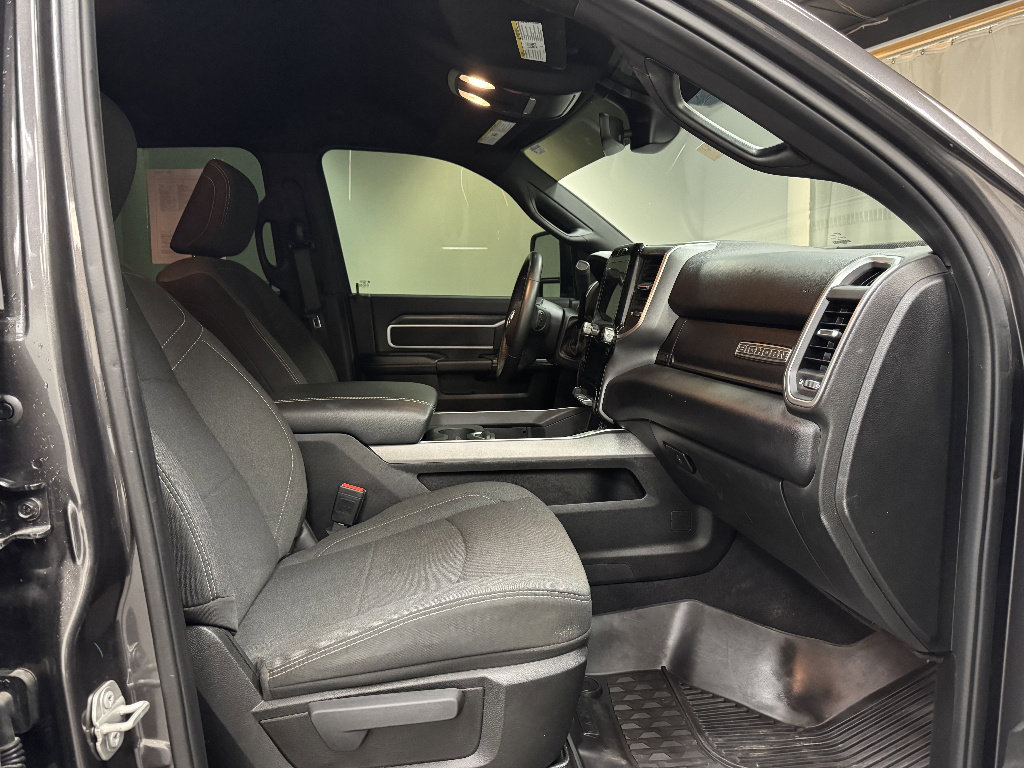 Used 2024 RAM 2500 Big Horn w/ Night Edition AWD/4WD image 19