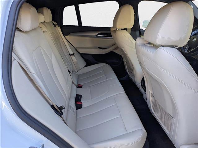 Used 2019 BMW X4 M40i w/ Driving Assistance Package image 21