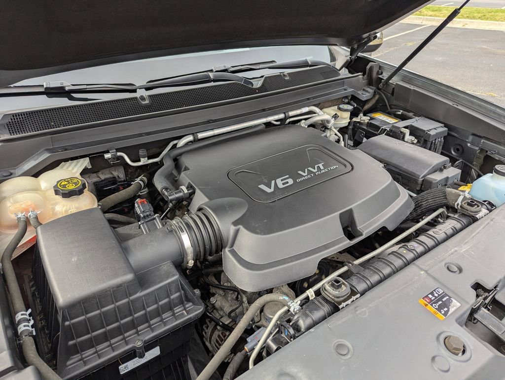 Used 2016 GMC Canyon SLT w/ Driver Alert Package image 29