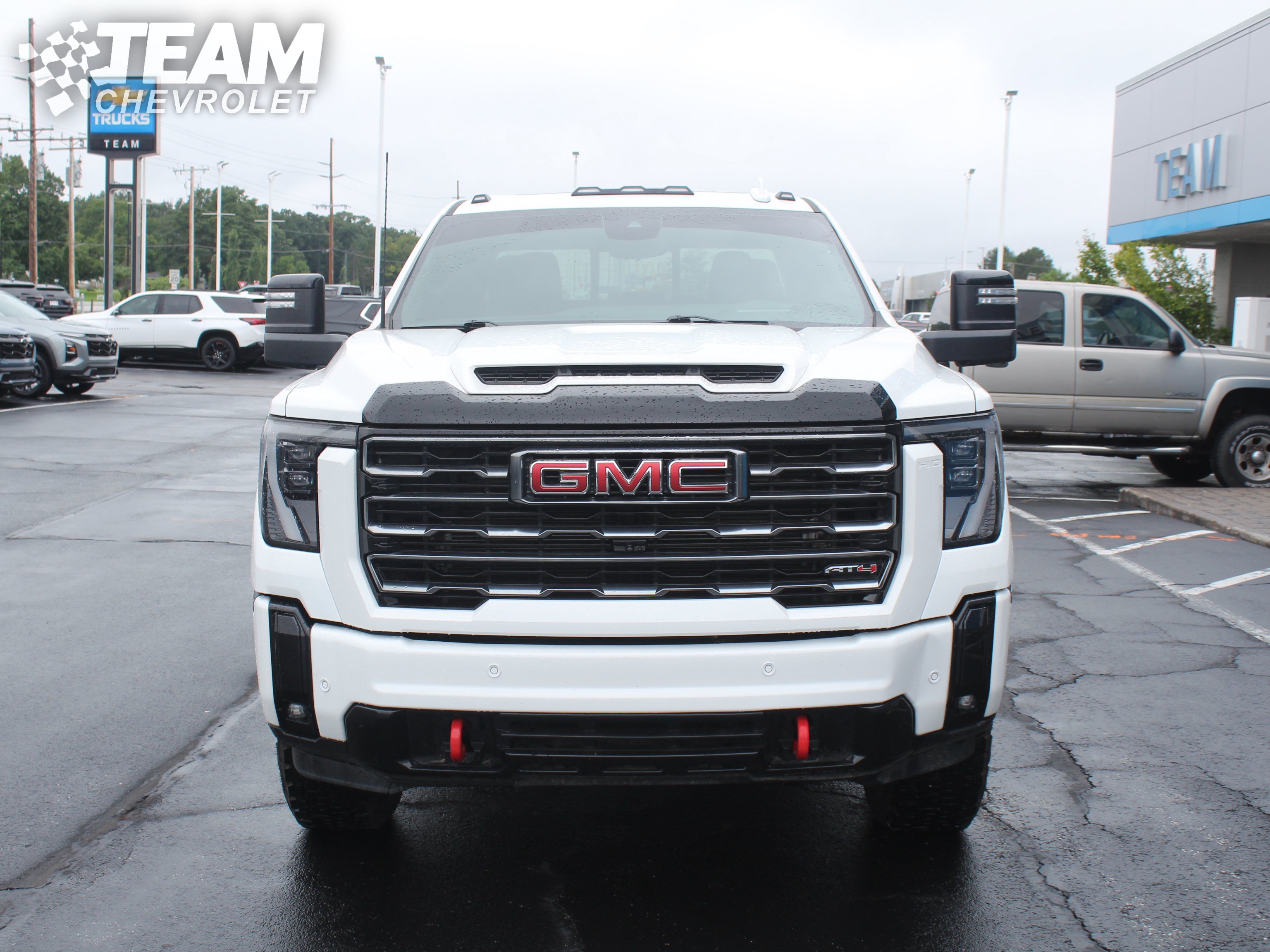 Certified 2025 GMC Sierra 2500 AT4 w/ AT4 Premium Plus Package AWD/4WD image 9