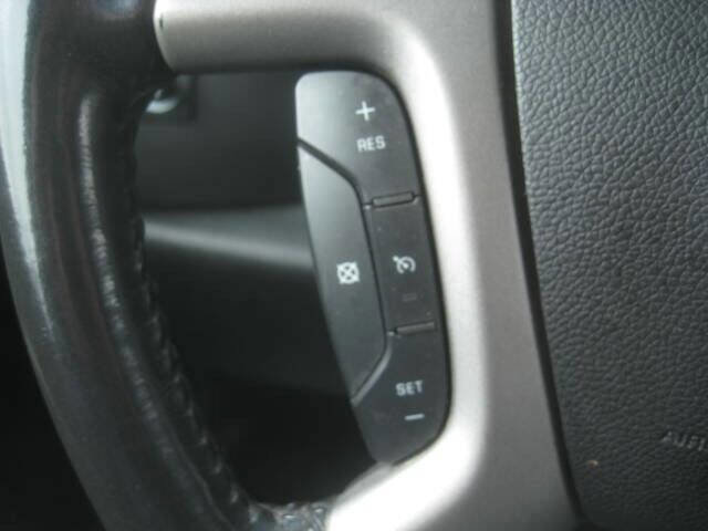 Used 2010 Chevrolet Silverado 1500 LT image 14