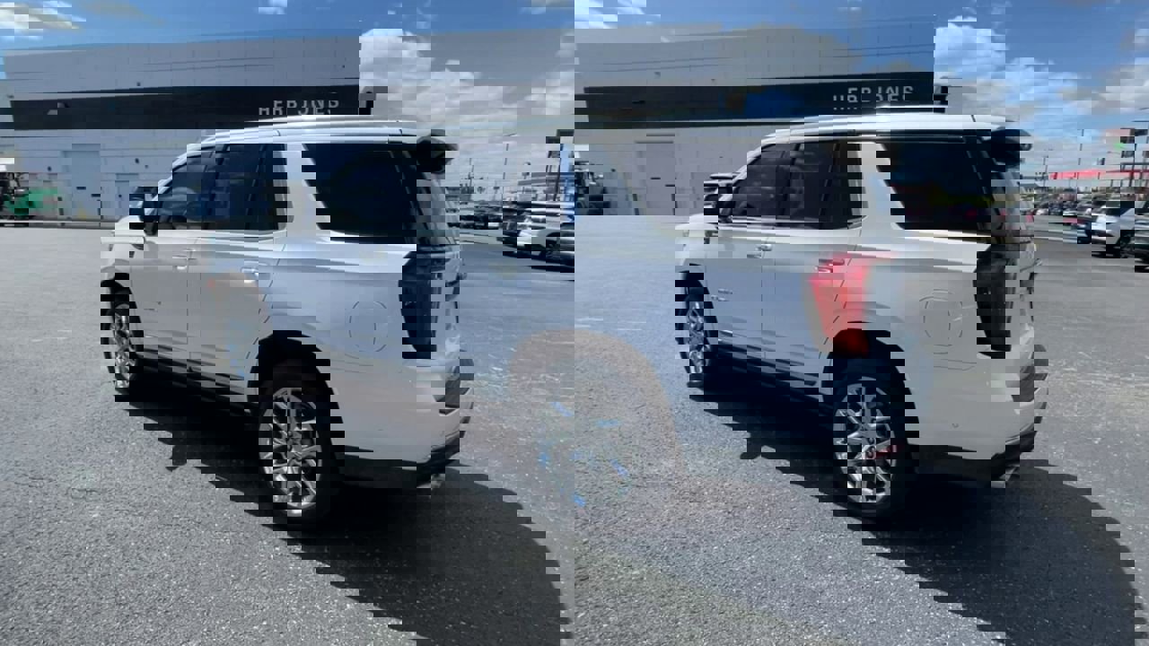 Certified 2024 GMC Yukon Denali Ultimate image 7