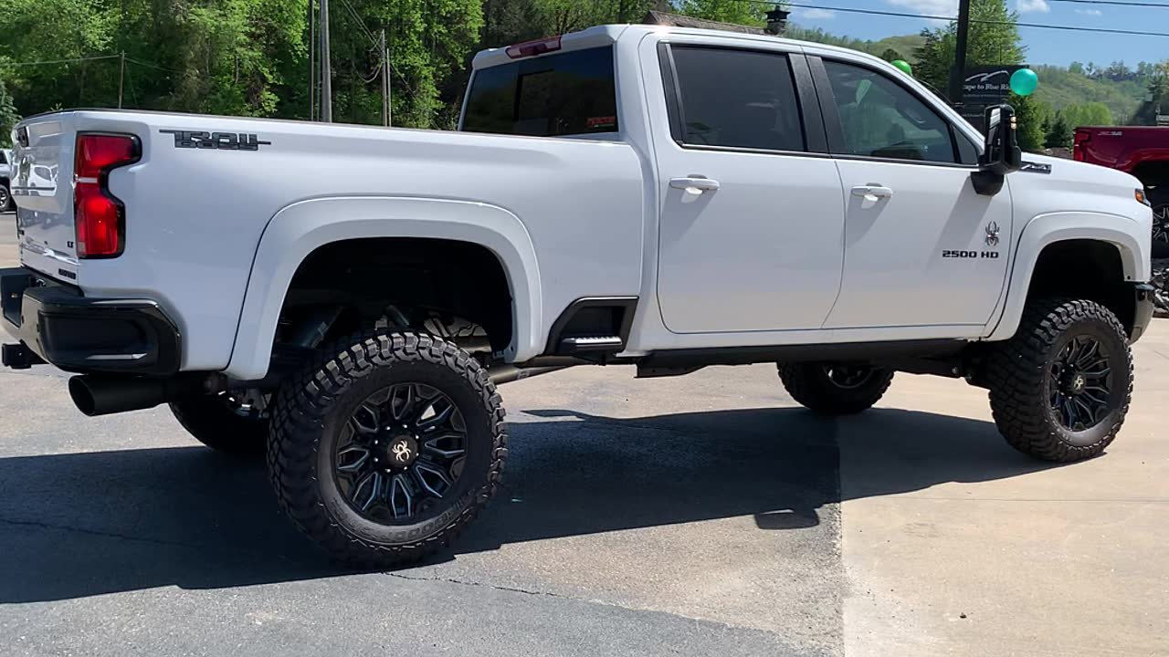 New 2025 Chevrolet Silverado 2500 LT w/ Trail Boss Package AWD/4WD image 5