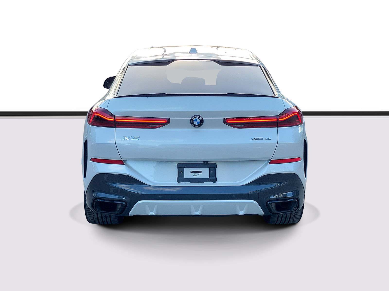Used 2024 BMW X6 xDrive40i w/ Executive Package AWD/4WD image 4