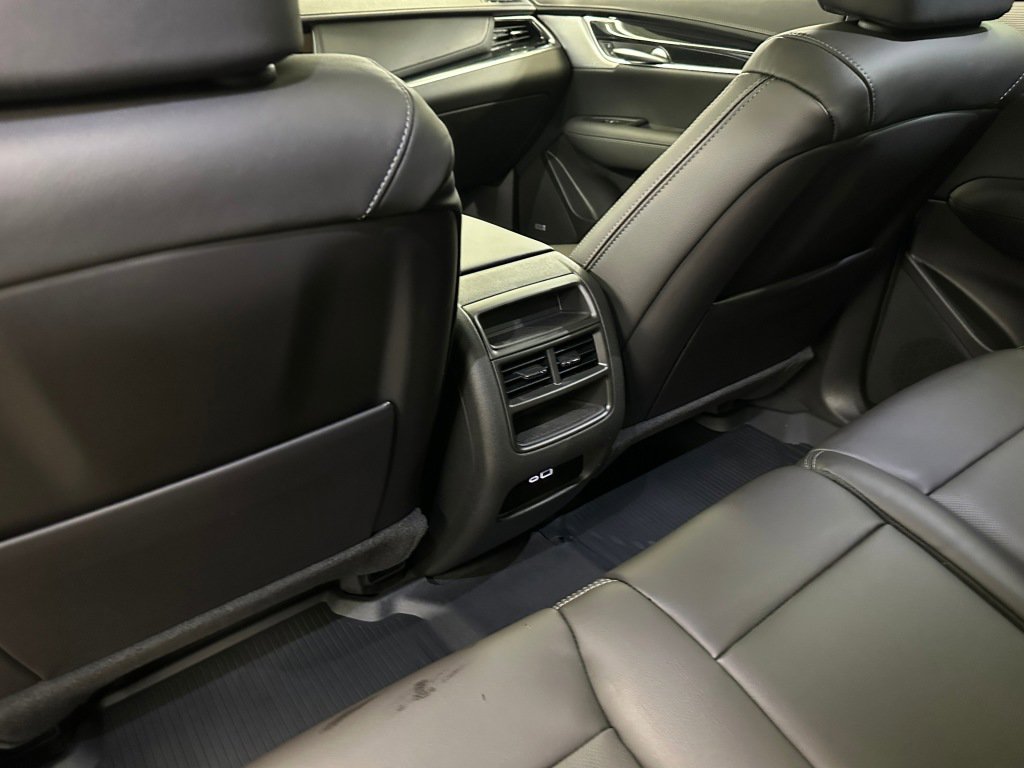 New 2026 Cadillac XT5 Premium Luxury w/ LPO, ONYX Package image 20