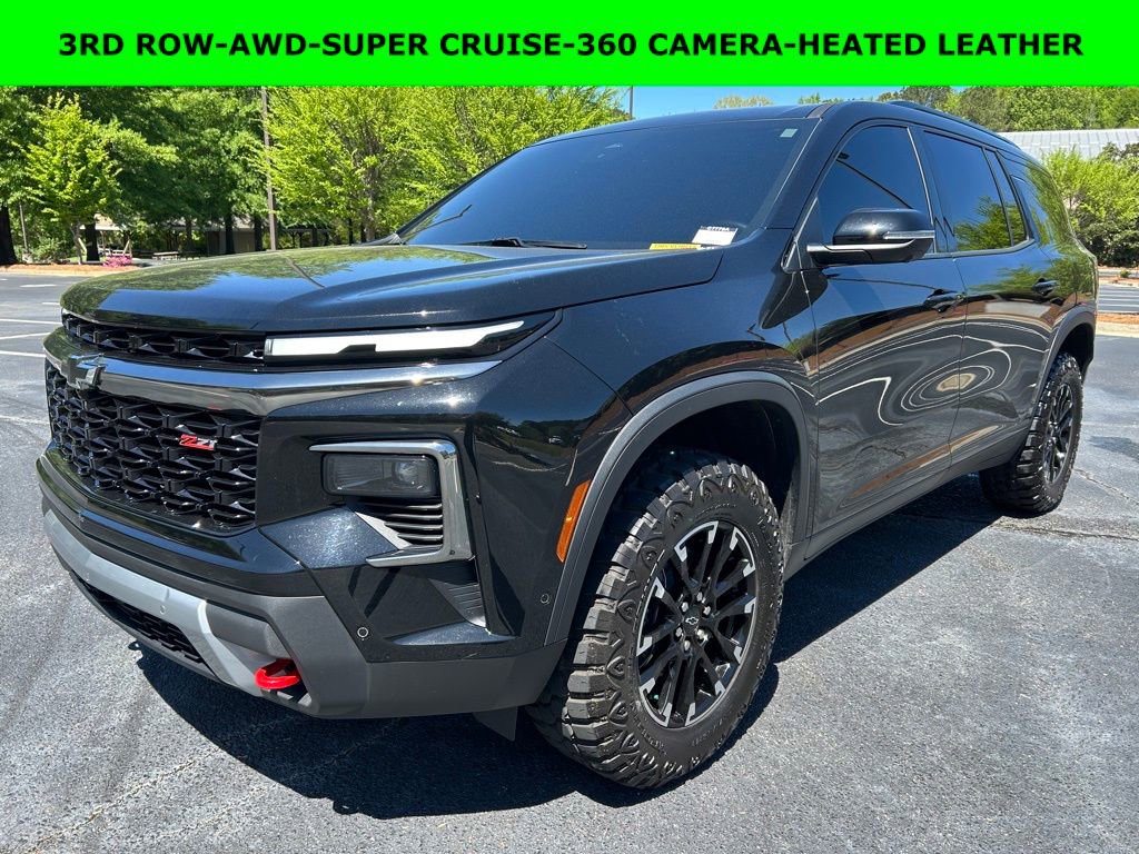 Used 2024 Chevrolet Traverse Z71 w/ Enhanced Driving Package image 1