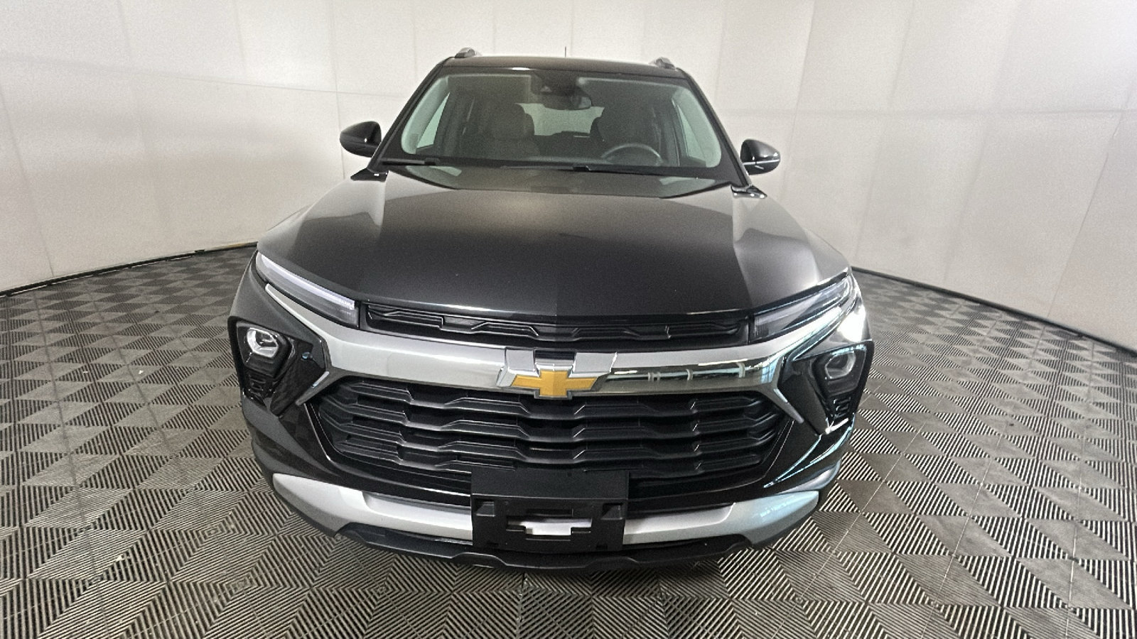 Used 2025 Chevrolet TrailBlazer LT AWD/4WD image 8