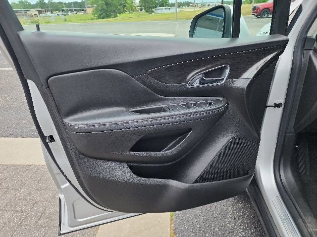 Used 2016 Buick Encore FWD image 18