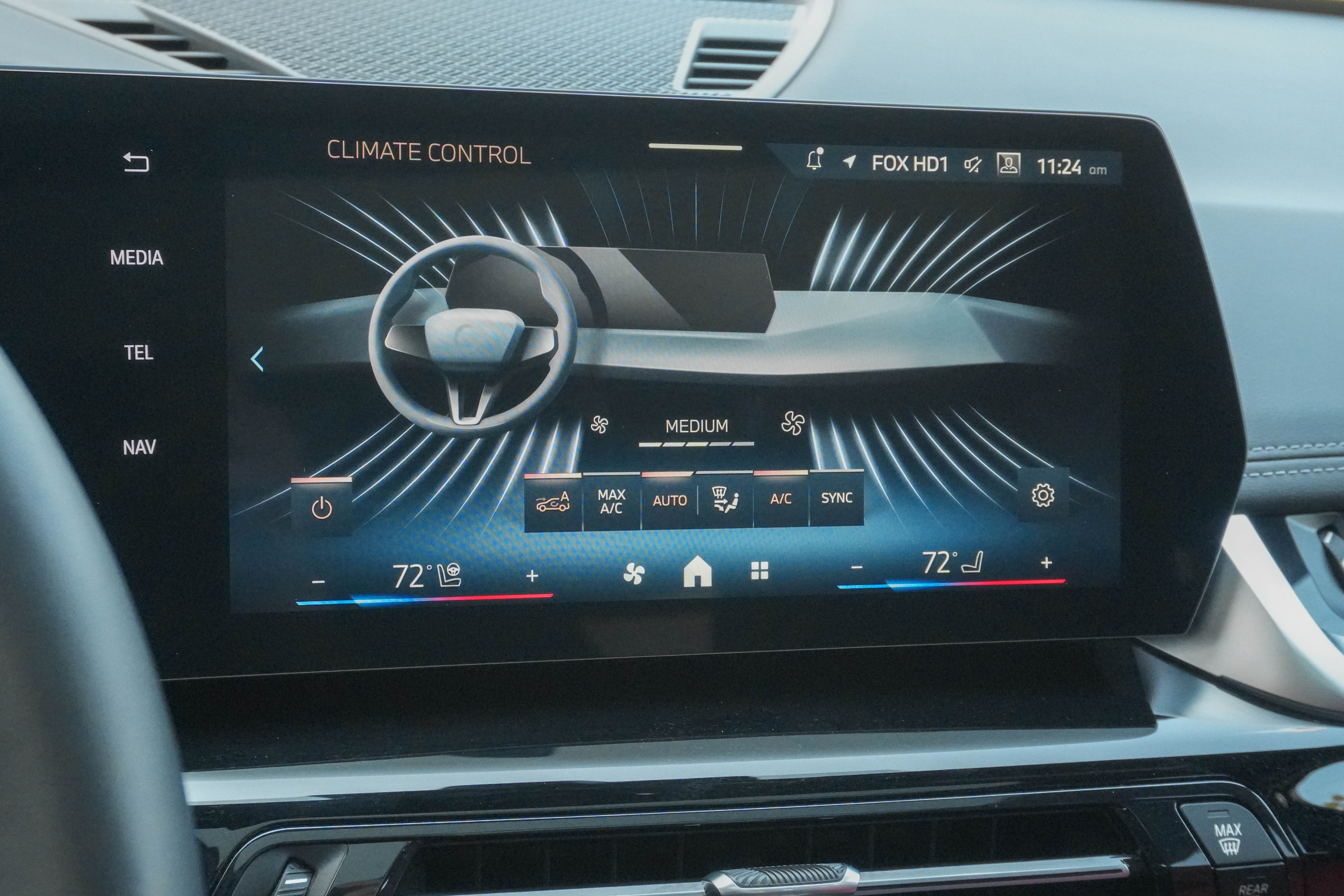 Certified 2025 BMW X1 xDrive28i AWD/4WD image 24