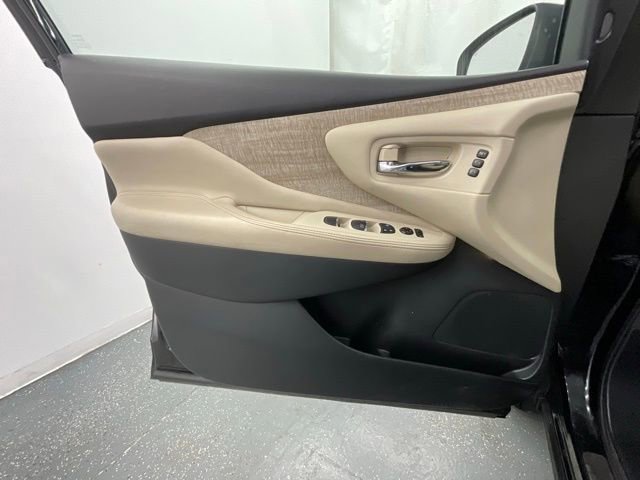 Used 2023 Nissan Murano SL w/ SL Moonroof Package FWD image 9