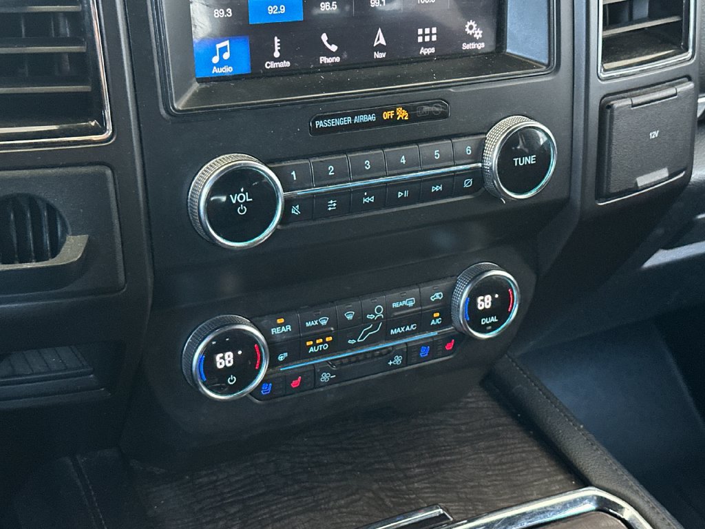 Used 2019 Ford Expedition Max Limited AWD/4WD image 21