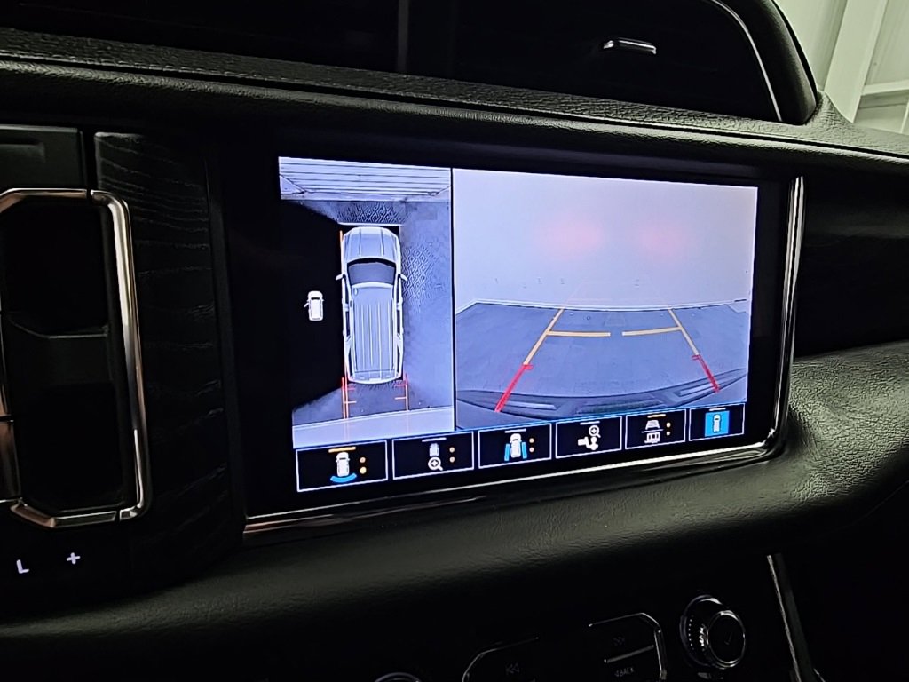 Used 2021 GMC Yukon XL Denali w/ Denali Premium Package image 20