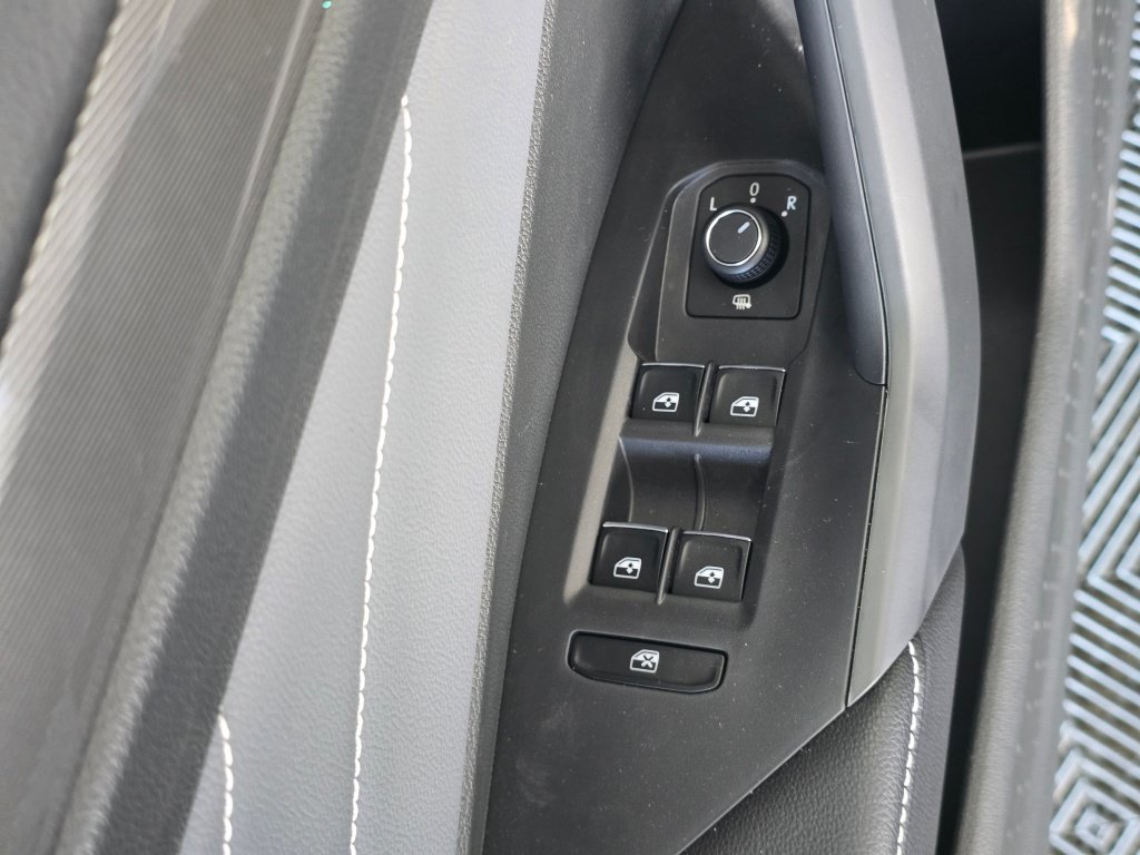 New 2026 Volkswagen Jetta SEL FWD image 21