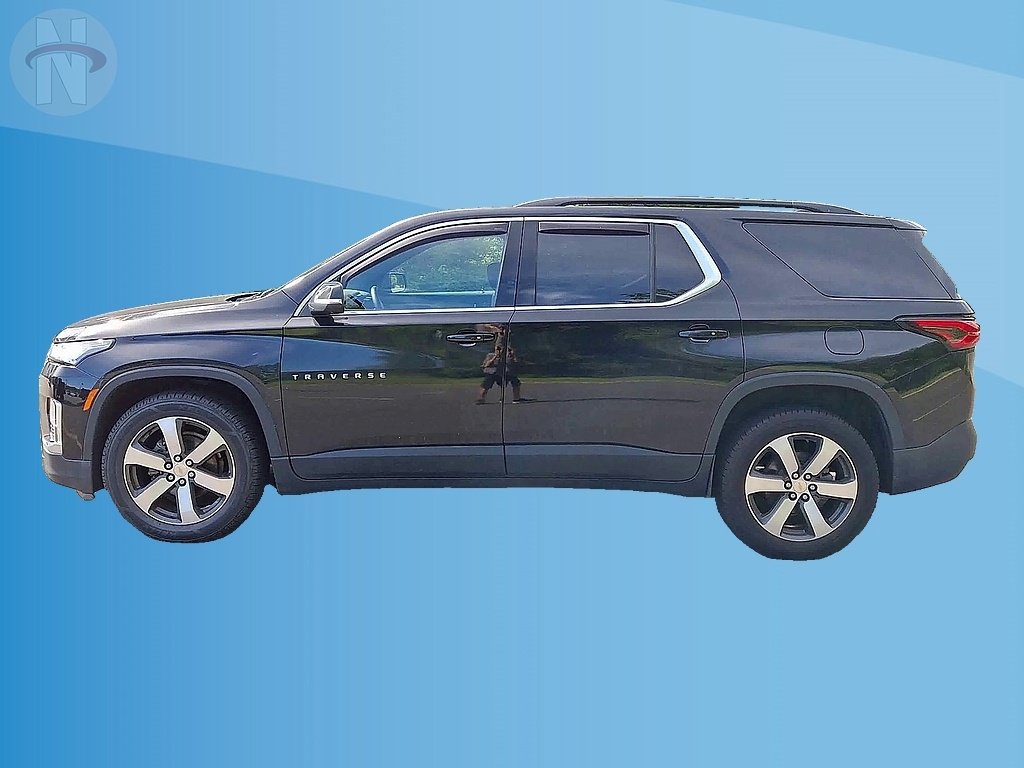 Used 2022 Chevrolet Traverse LT w/ LT Premium Package AWD/4WD image 5