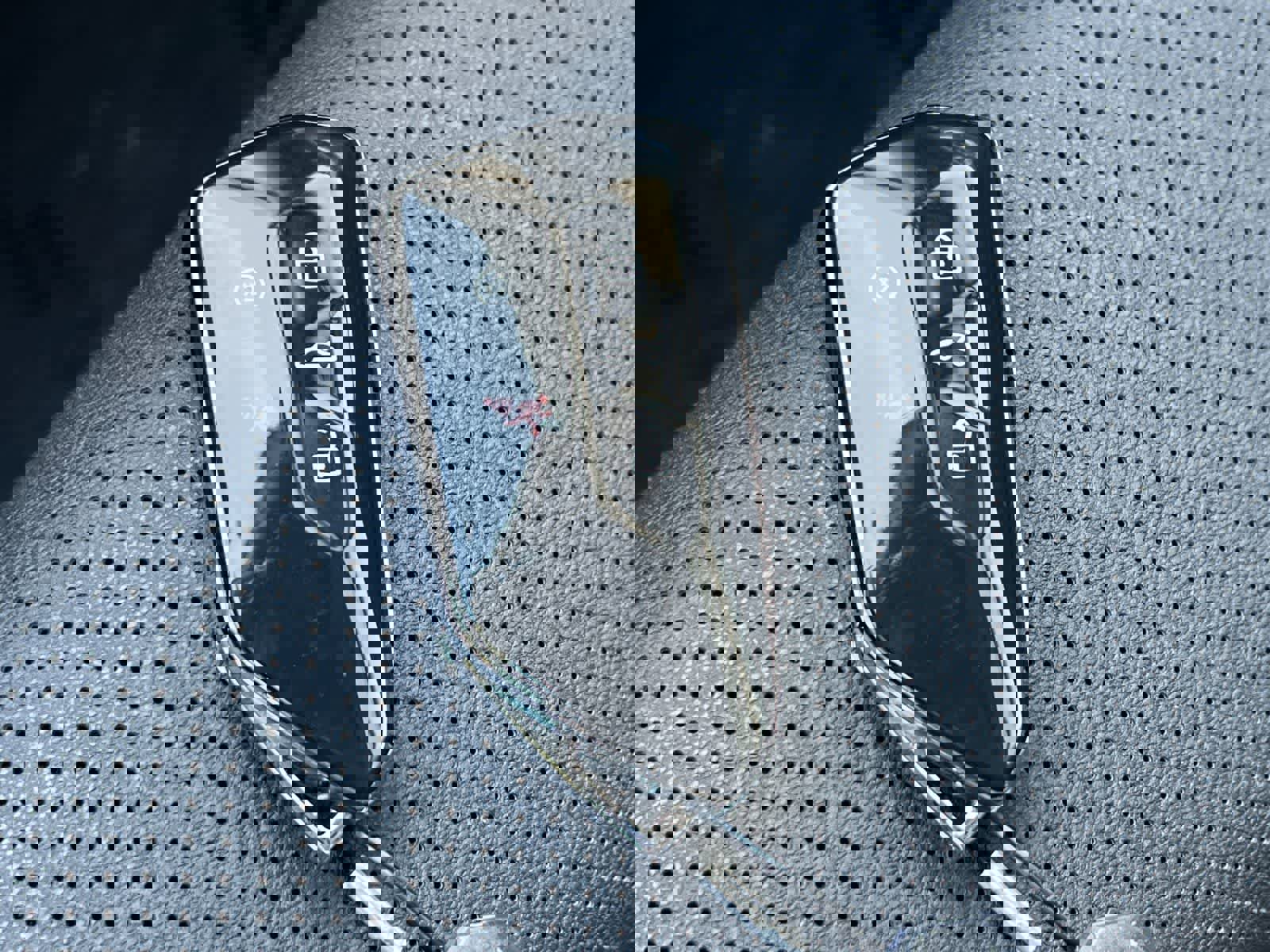 Used 2025 Volkswagen Atlas SE image 30