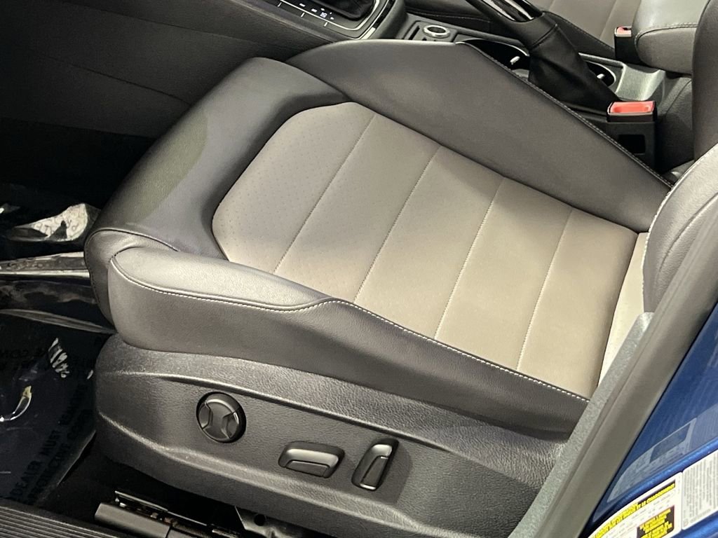 Used 2015 Volkswagen Golf TDI SEL image 14