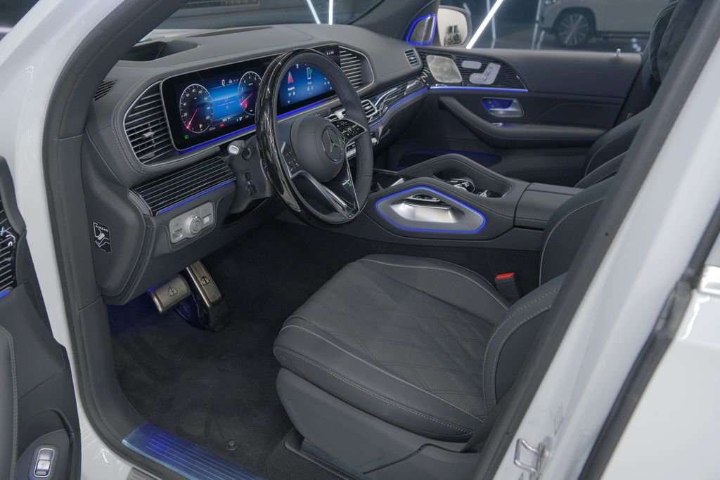 Used 2026 Mercedes-Benz Maybach GLS 600 4MATIC image 63