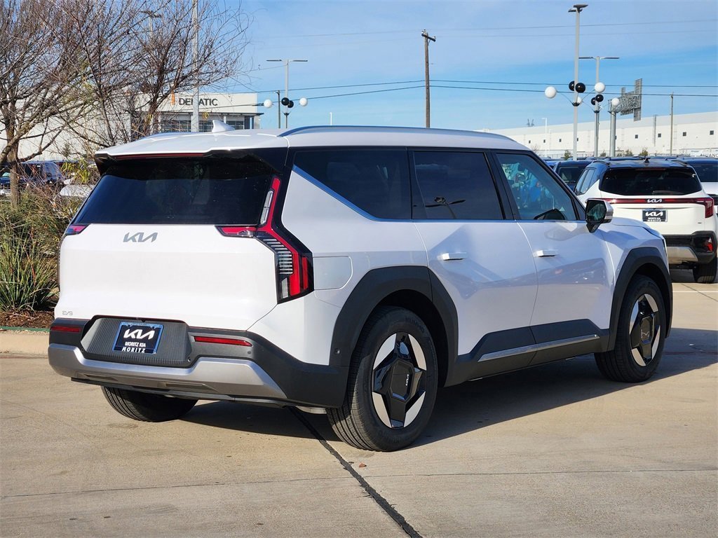 New 2026 Kia EV9 Wind image 8
