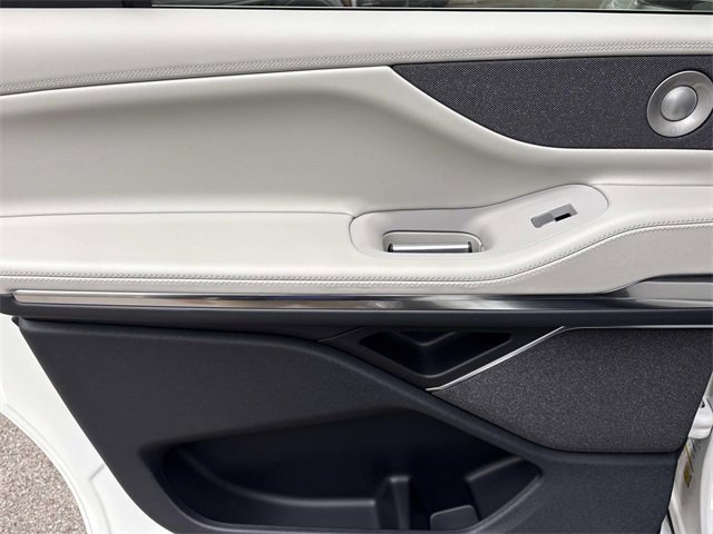 New 2025 Lincoln Navigator L Reserve image 20