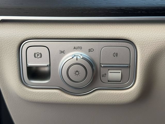 Certified 2025 Mercedes-Benz GLE 450e 4MATIC image 27