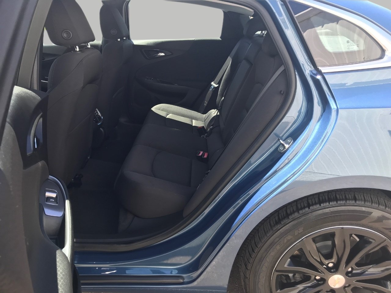 Used 2024 Chevrolet Malibu LT FWD image 23