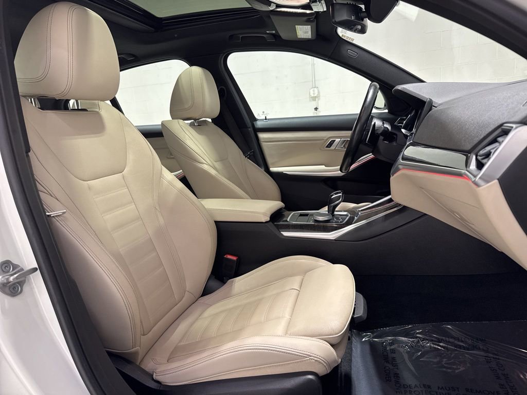 Used 2022 BMW 330i xDrive Sedan w/ M Sport Package image 36