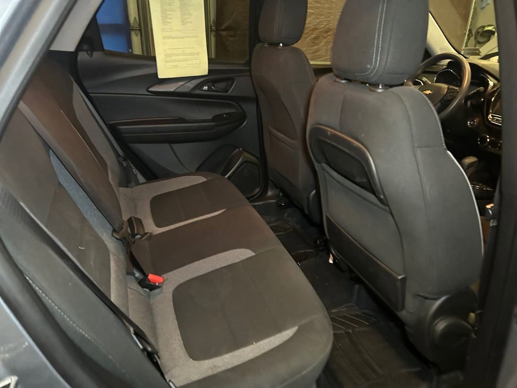 Used 2023 Chevrolet TrailBlazer LT w/ Convenience Package image 17