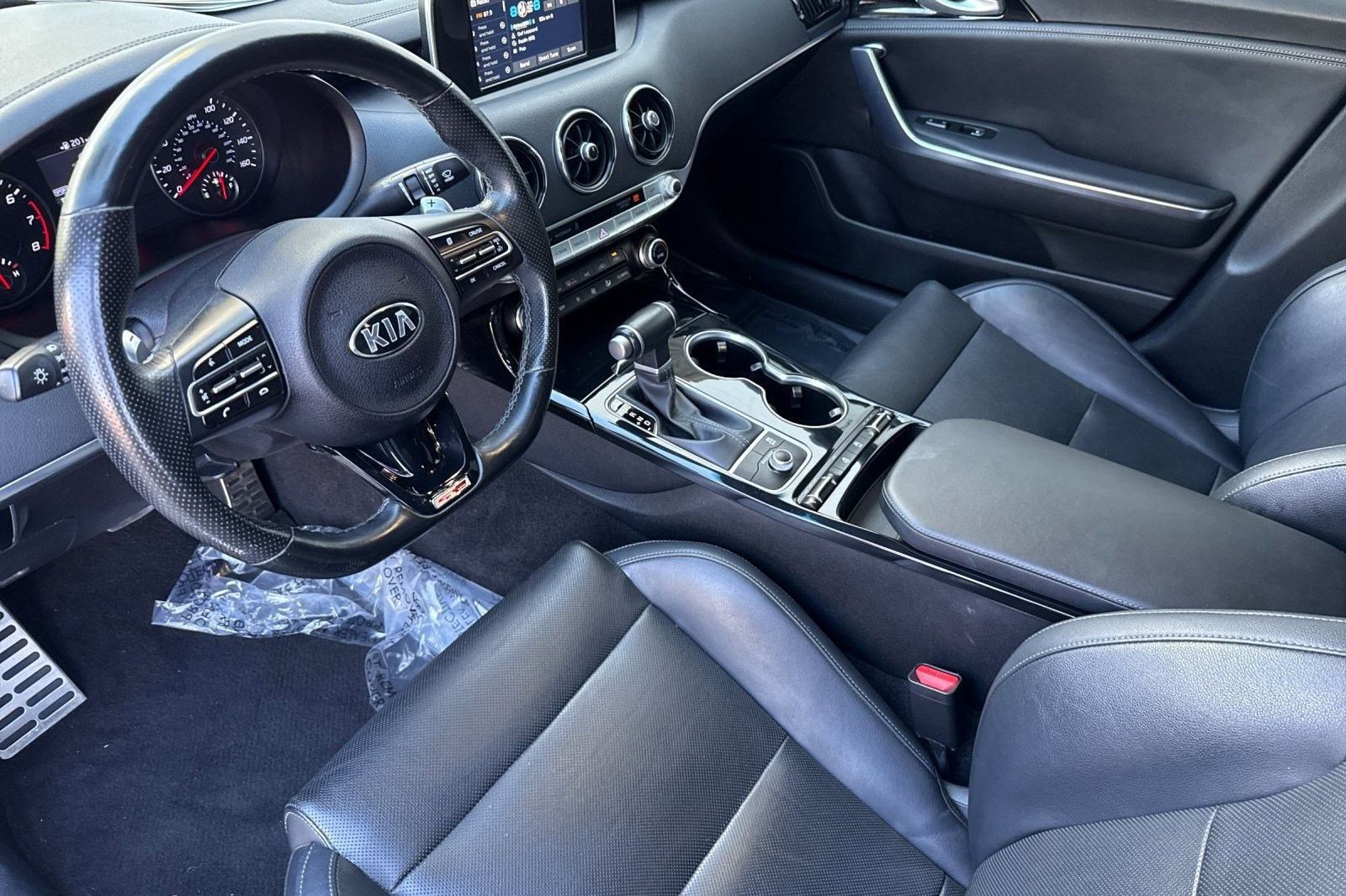 Used 2020 Kia Stinger GT-Line image 4