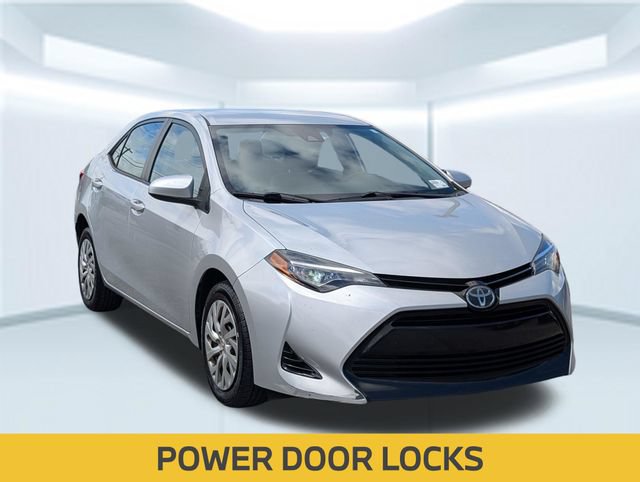 Used 2017 Toyota Corolla LE FWD image 8