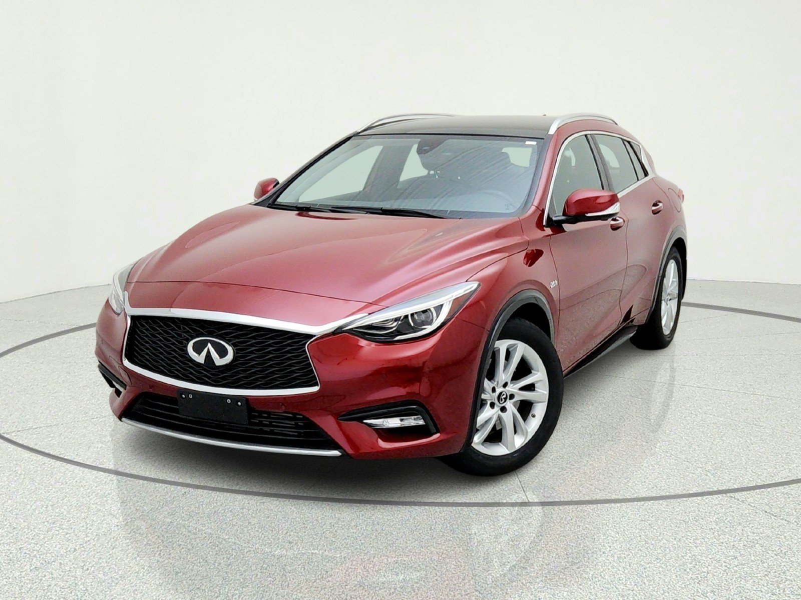 Used 2019 INFINITI QX30 w/ Cargo Package FWD image 2
