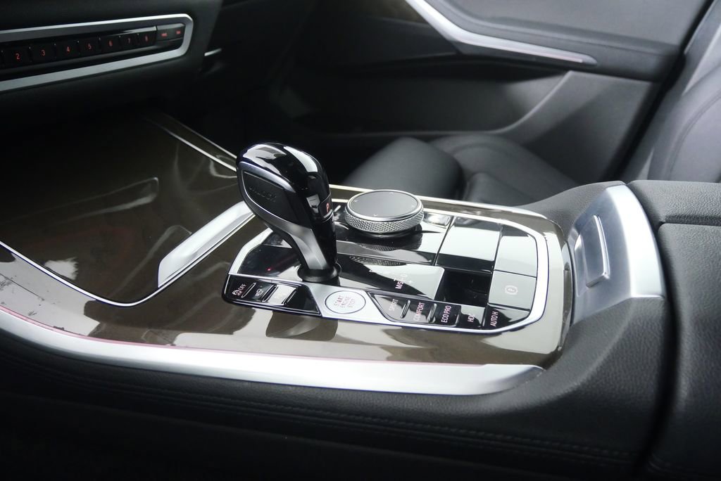 Certified 2022 BMW X5 xDrive40i w/ Premium Package image 20